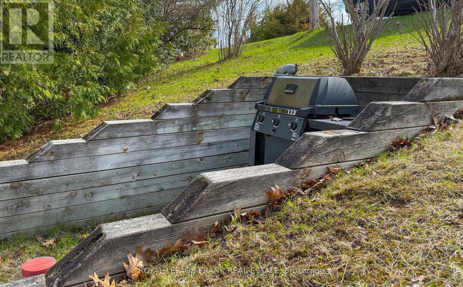BBQ Pit