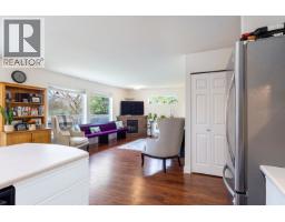 1 5706 Ebbtide Street, Sechelt, BC V7Z0J4 Photo 10