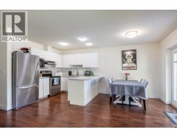 1 5706 Ebbtide Street, Sechelt, BC V7Z0J4 Photo 7