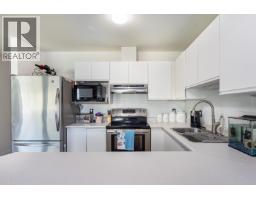 1 5706 Ebbtide Street, Sechelt, BC V7Z0J4 Photo 9