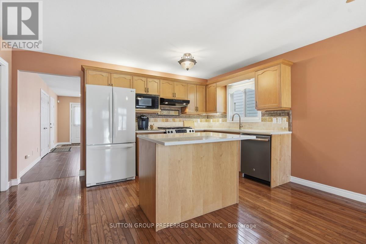 64 WILLOW CRESCENT - 11
