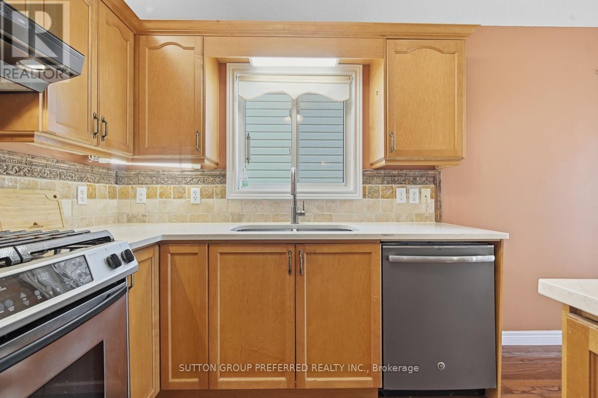 64 WILLOW CRESCENT - 14