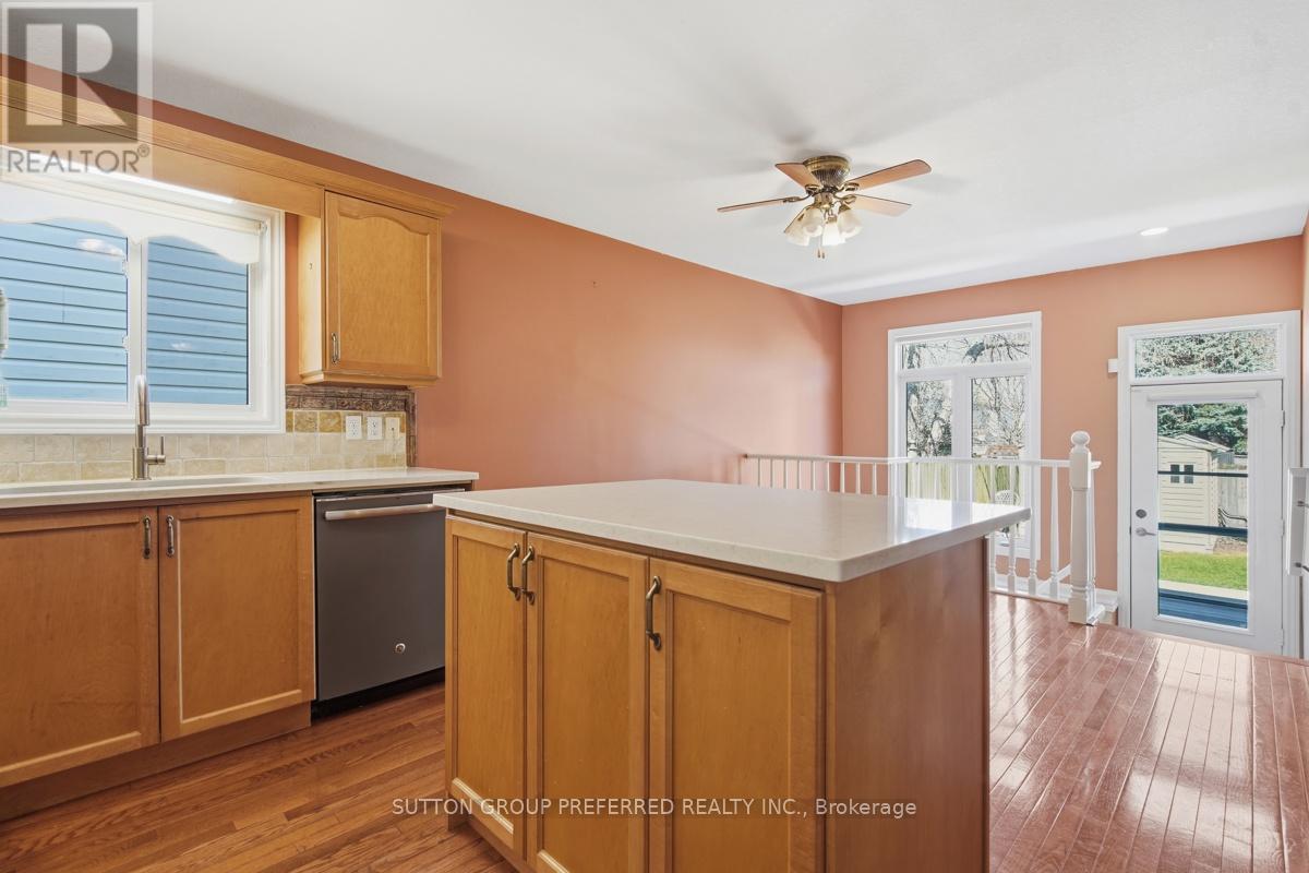 64 WILLOW CRESCENT - 15