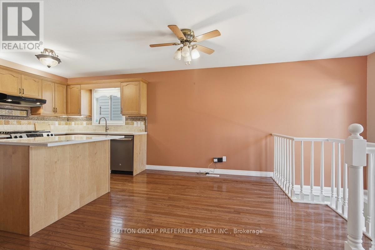 64 WILLOW CRESCENT - 17