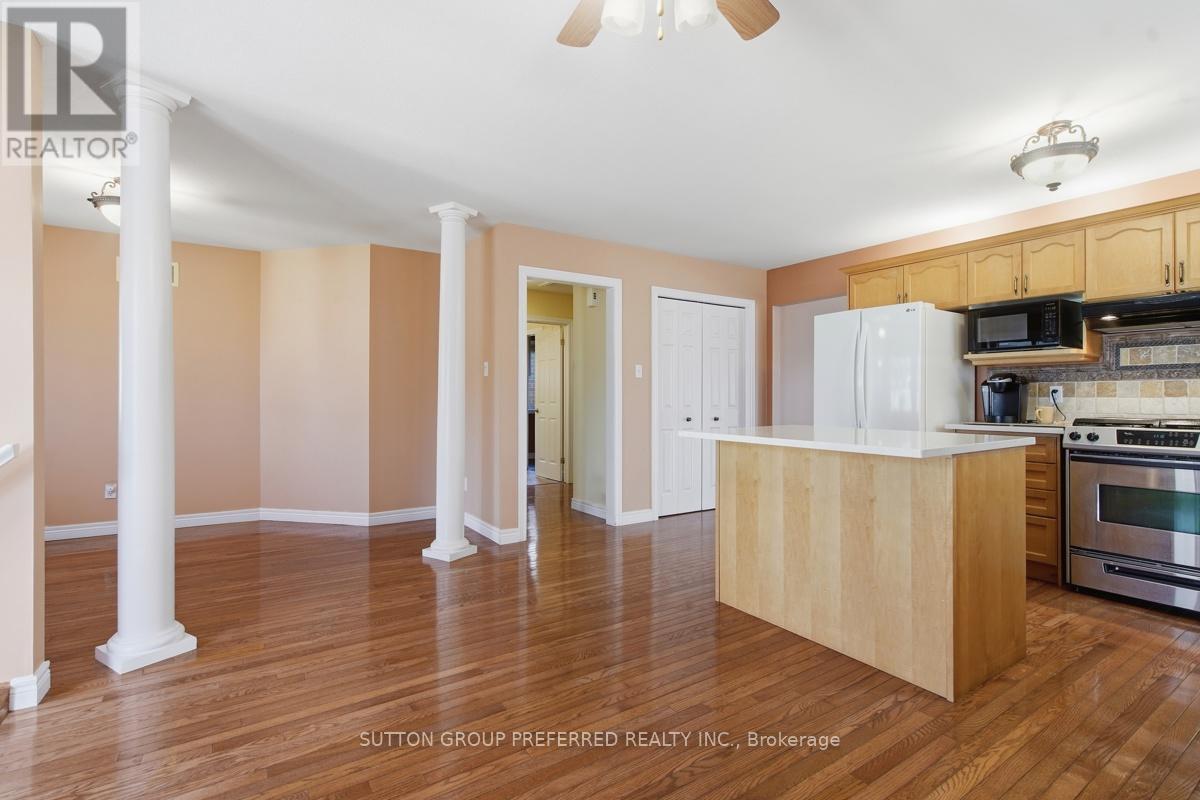 64 WILLOW CRESCENT - 18