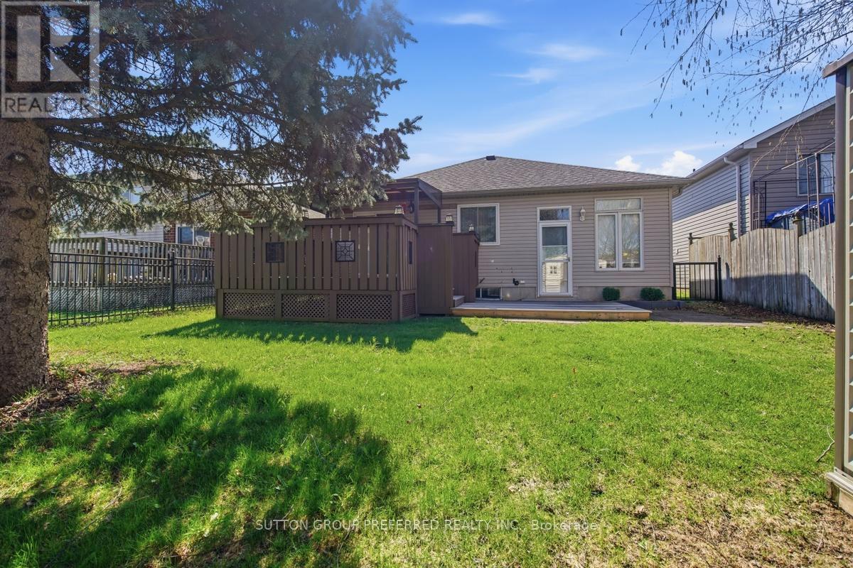 64 WILLOW CRESCENT - 45