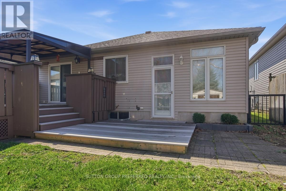 64 WILLOW CRESCENT - 46