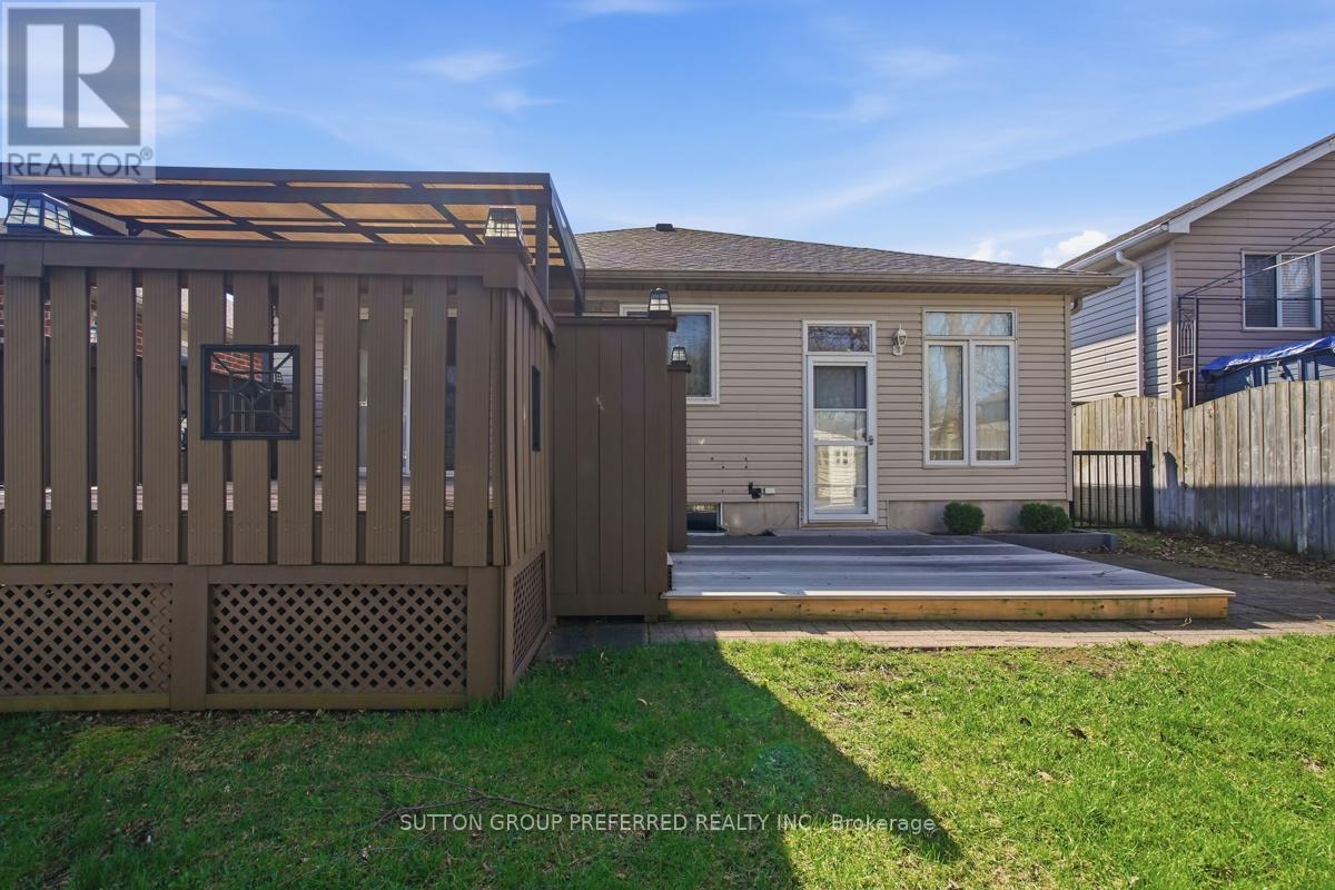 64 WILLOW CRESCENT - 47