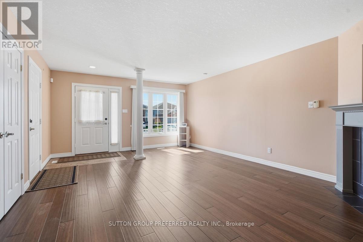 64 WILLOW CRESCENT - 7