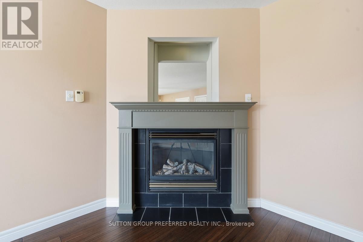 64 WILLOW CRESCENT - 8