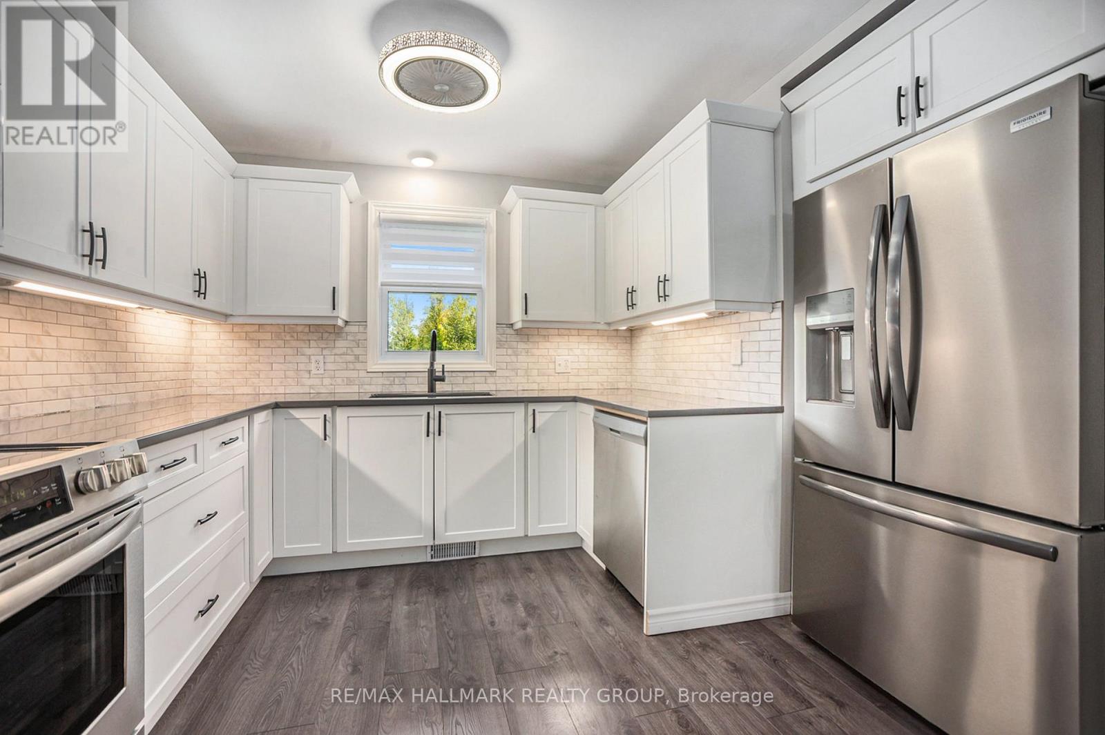 Beautiful custom Kitchen