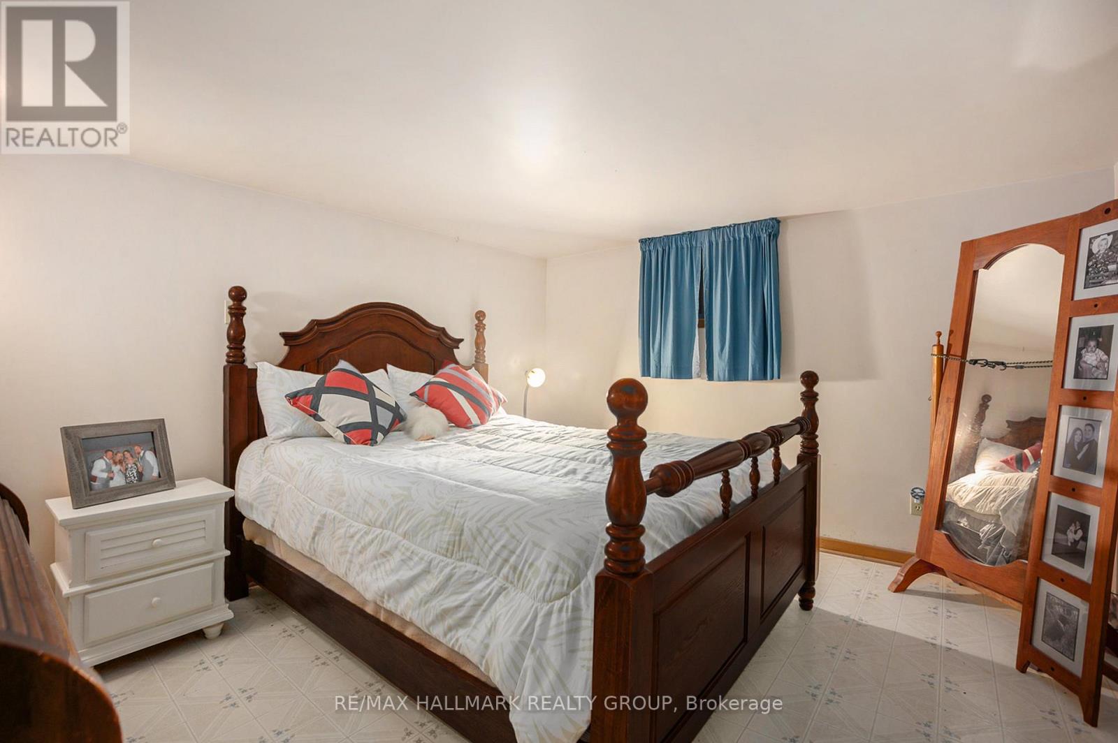 3RD BEDROOM / Lower level