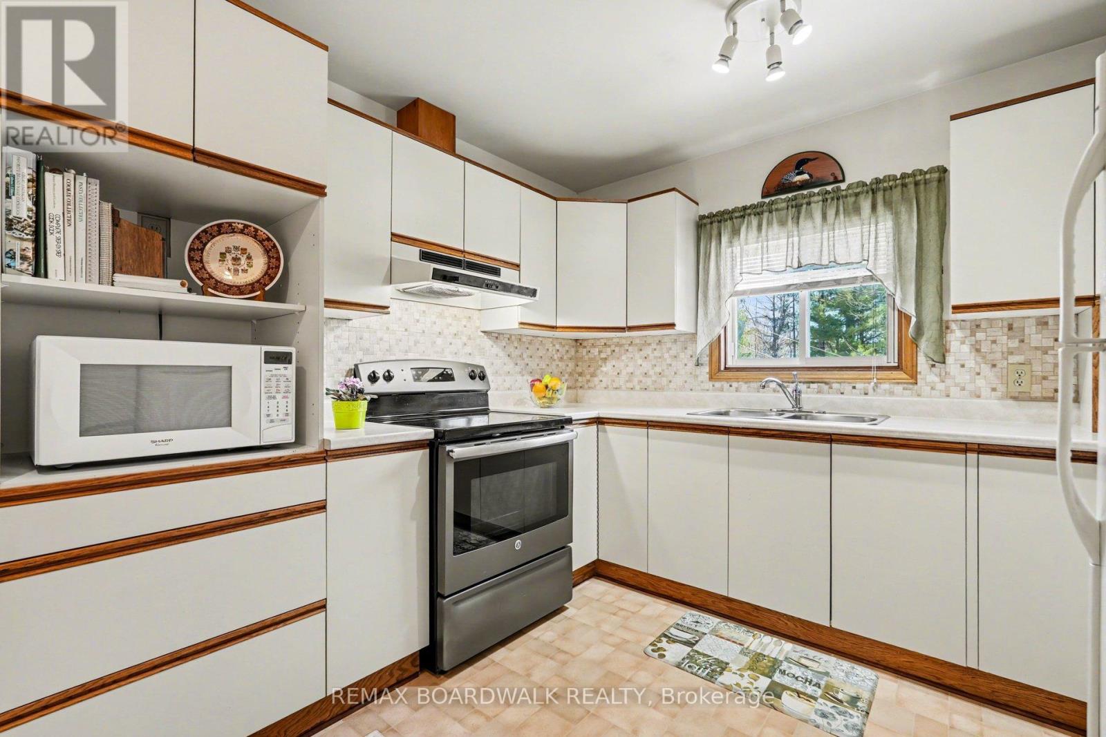 1283 BATHURST 5TH CONCESSION — photo 10