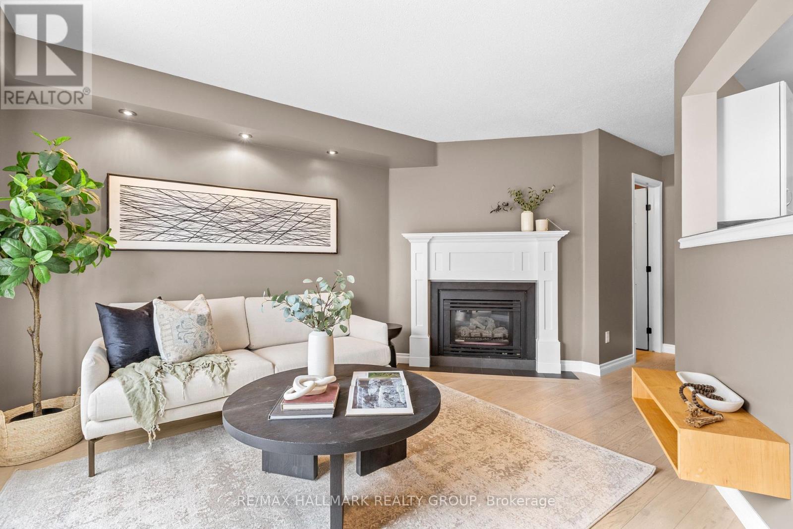 25 ORISKA WAY - 9