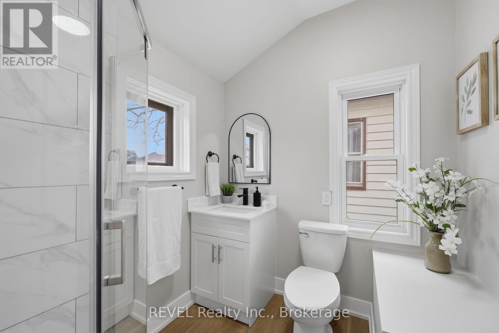 225 ROSS STREET - 22