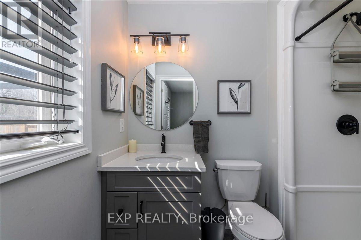 51 HUNTER AVENUE - 15