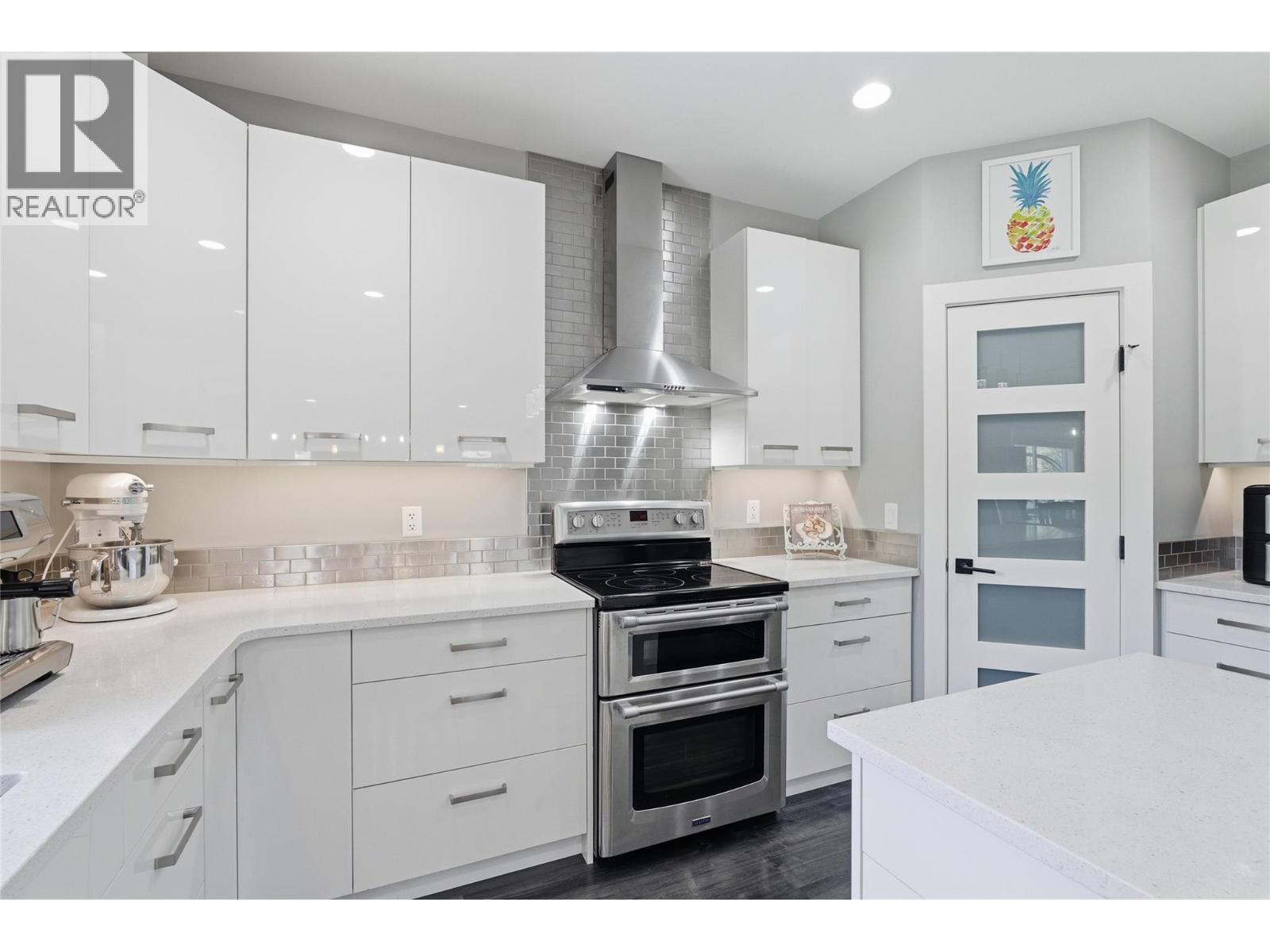 2790 Mountview Drive - 21