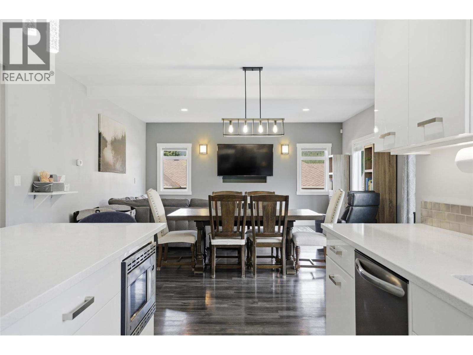 2790 Mountview Drive - 26