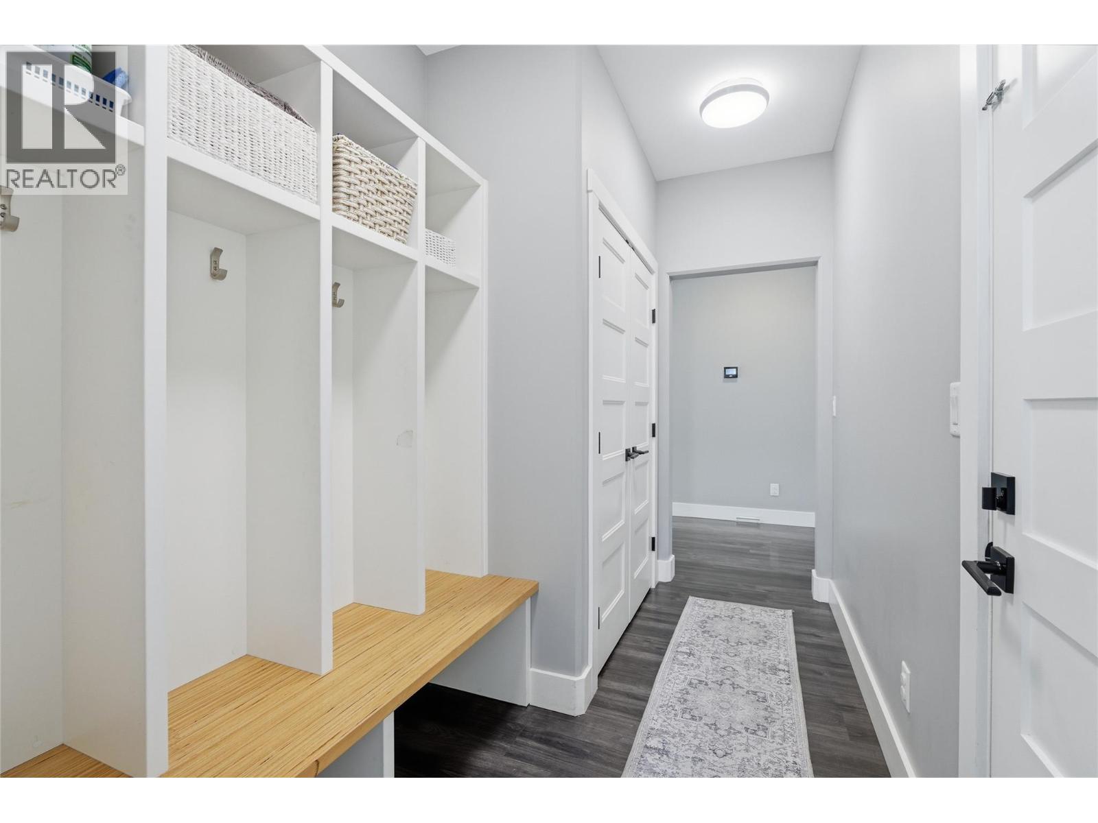 2790 Mountview Drive - 41