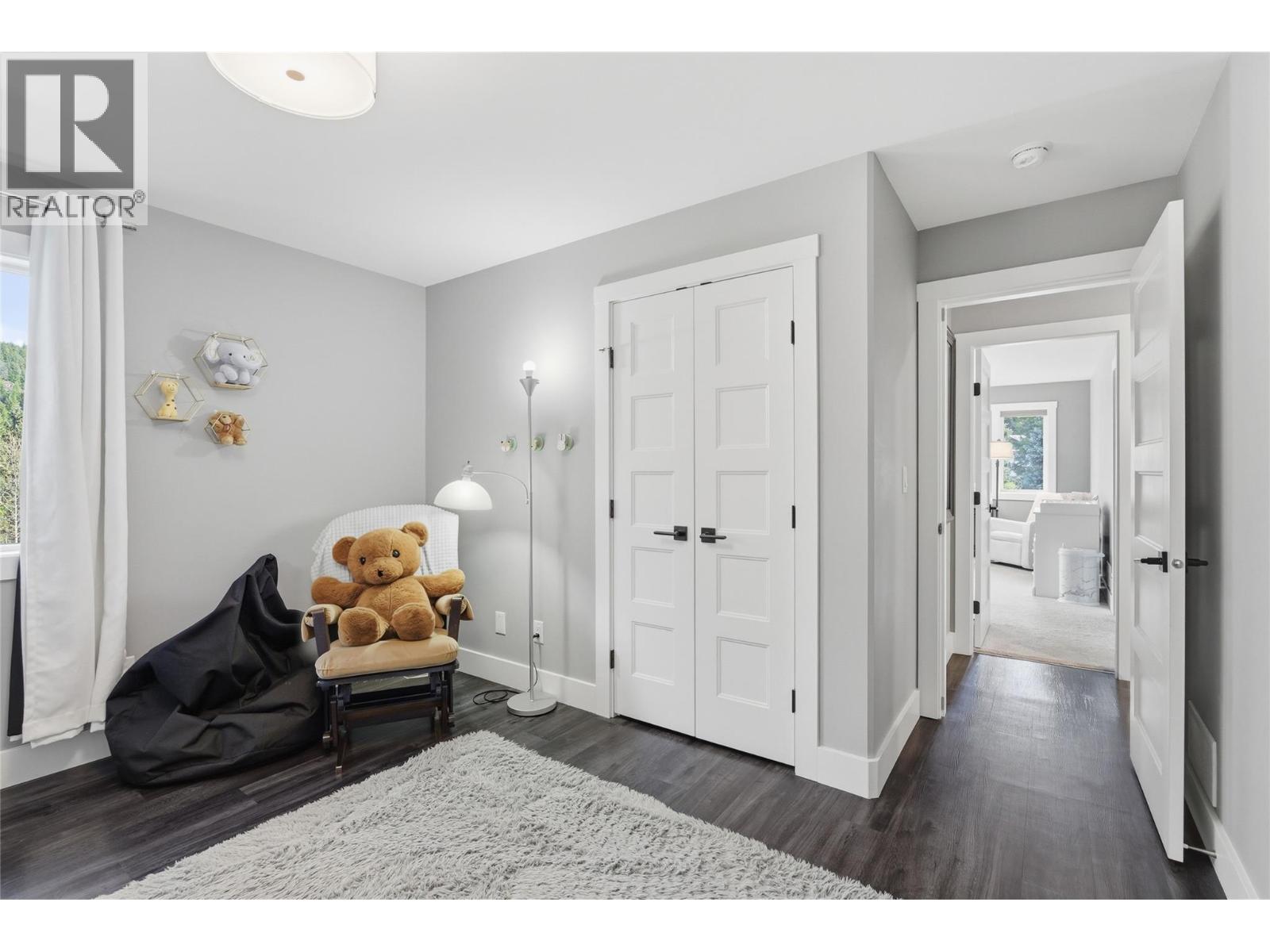 2790 Mountview Drive - 63