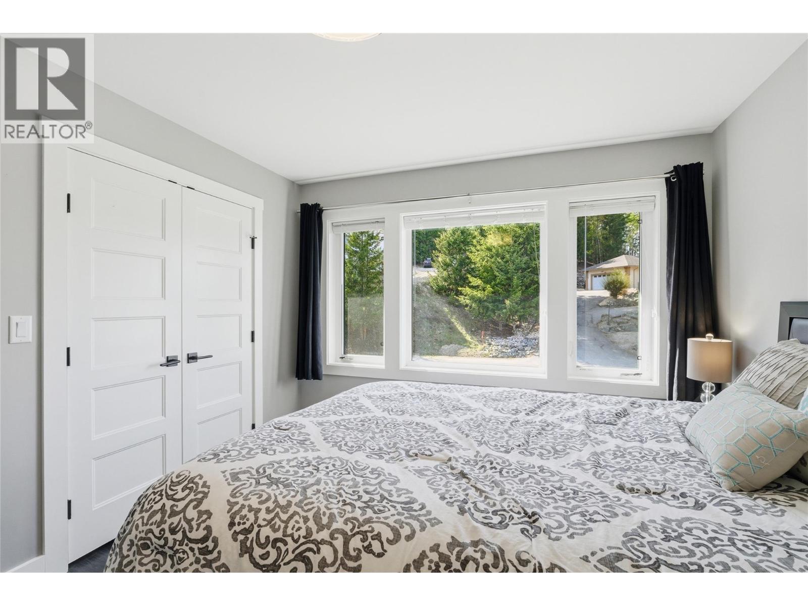 2790 Mountview Drive - 61