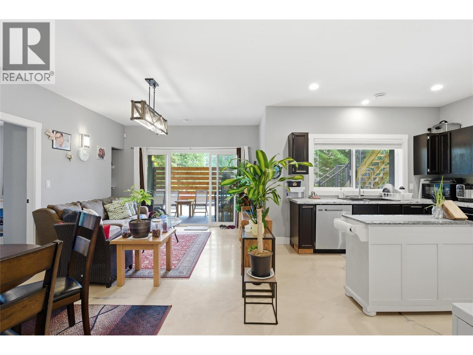 2790 Mountview Drive - 71