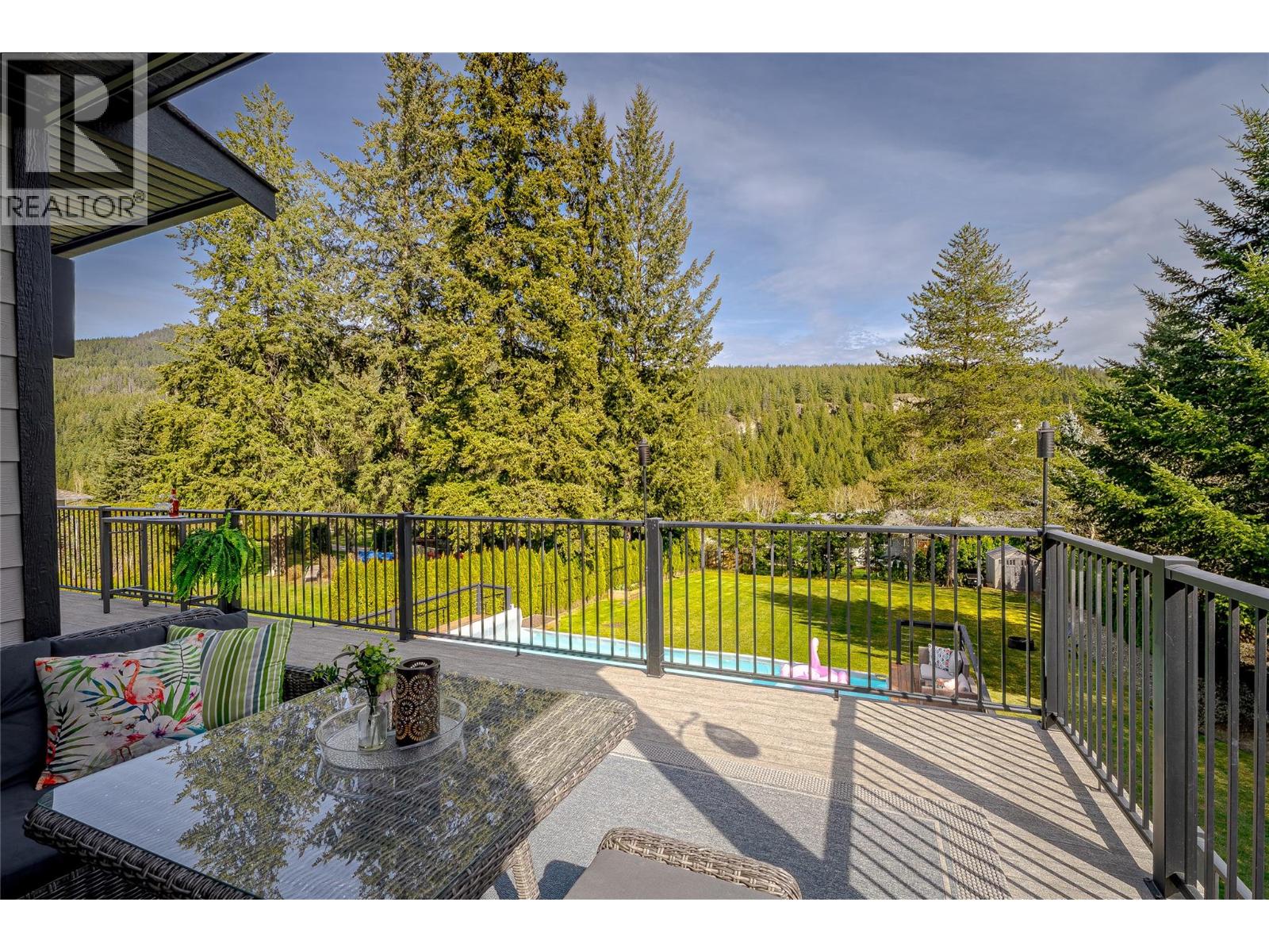 2790 Mountview Drive - 77