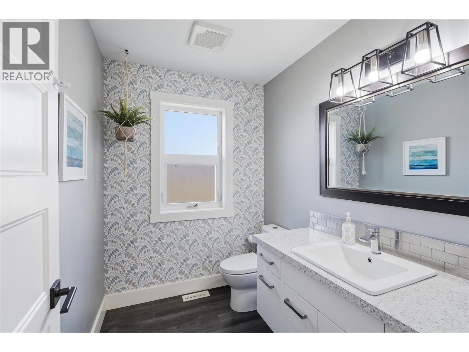 2790 Mountview Drive - 39