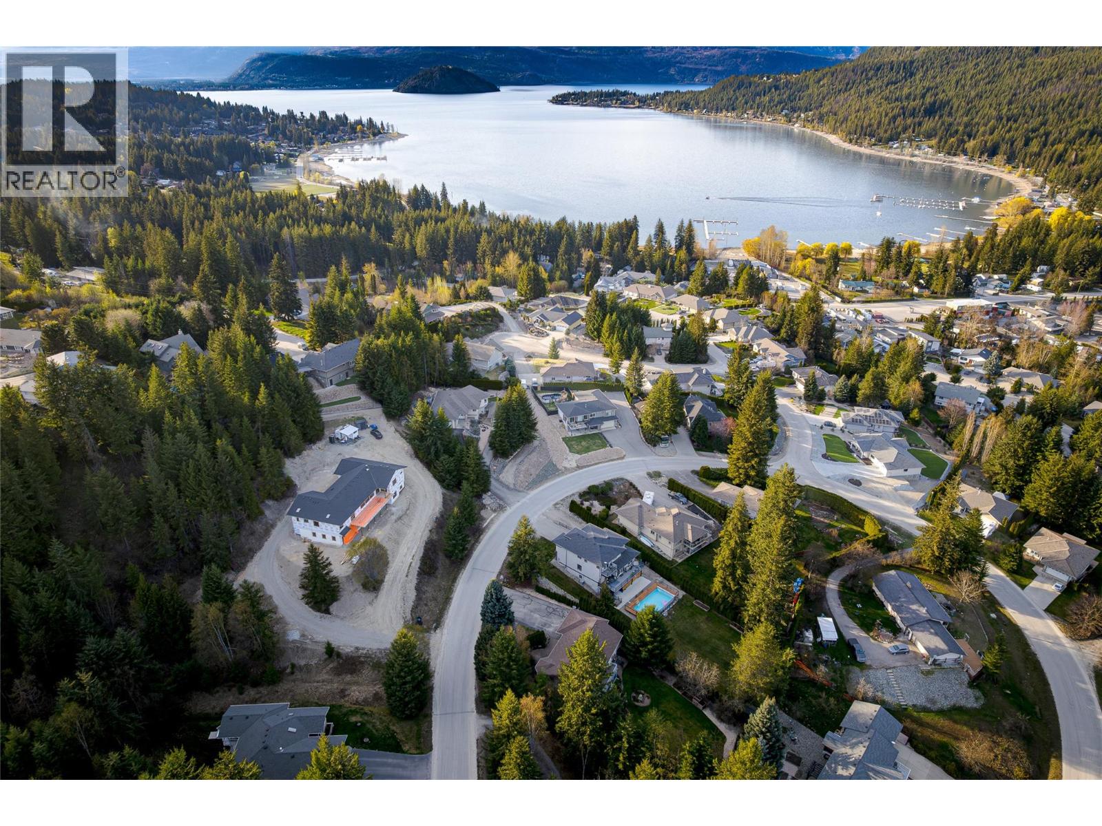 2790 Mountview Drive - 92