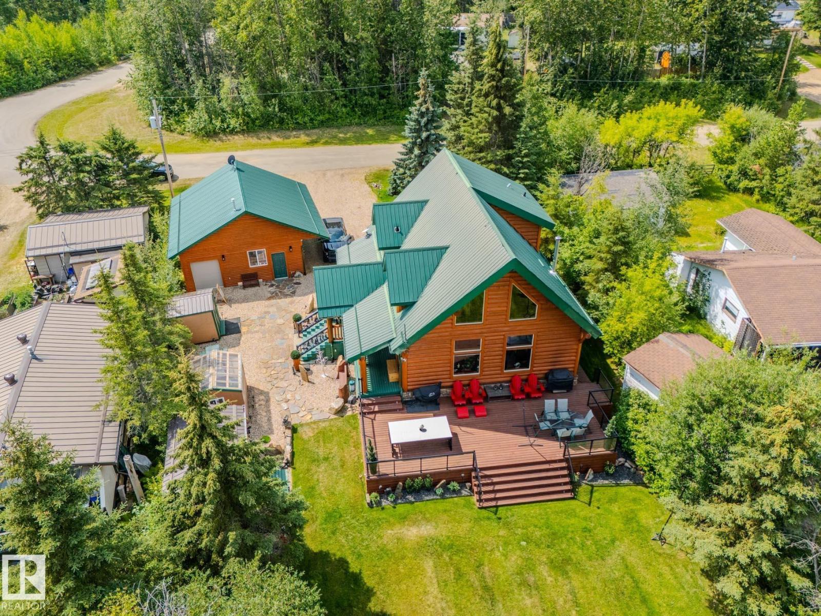 213 Lakeshore DR - 2