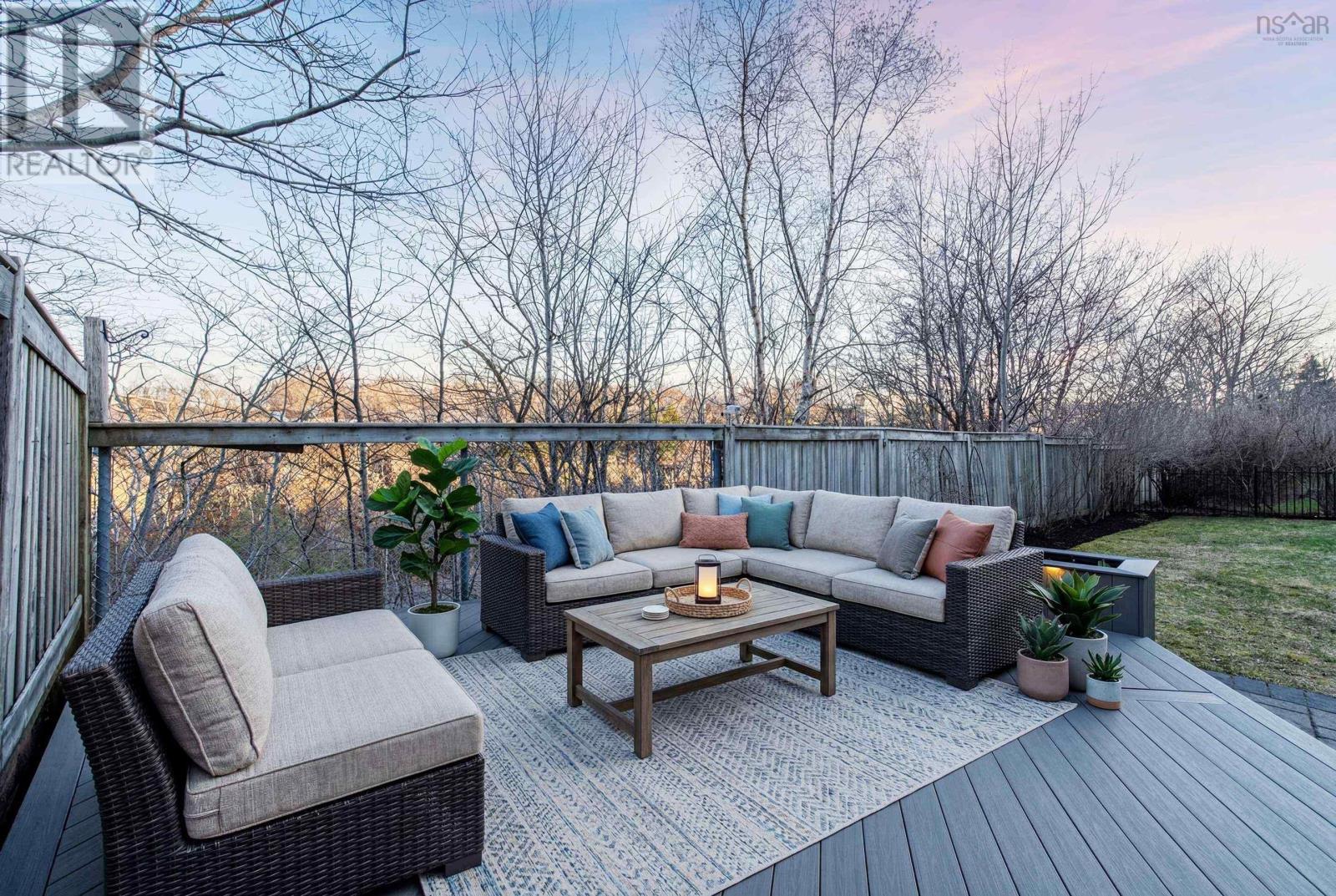 Property 20 of 27 of 5706 Southwood Drive