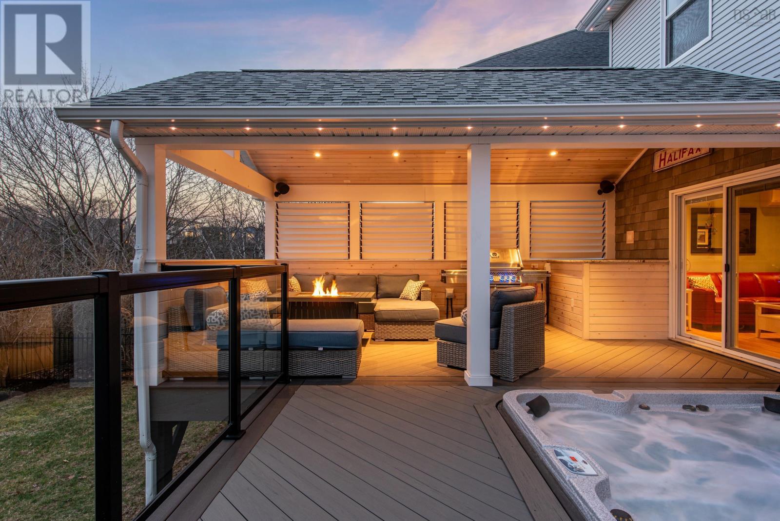 Property 24 of 27 of 5706 Southwood Drive