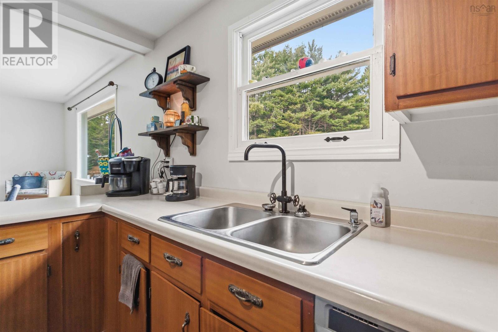 Property 6 of 30 of 12886 Highway 3