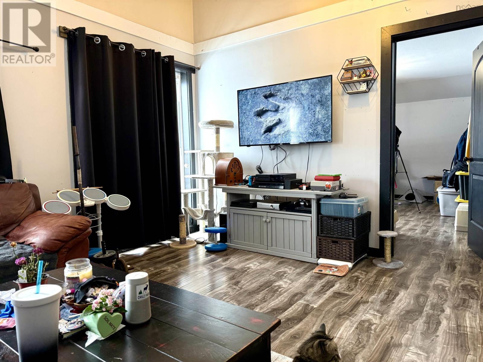 21453 2 HIGHWAY - 41