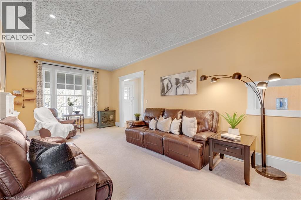 739 COLBORNE Street, Brantford, Ontario, N3S3R9 — Photo 10