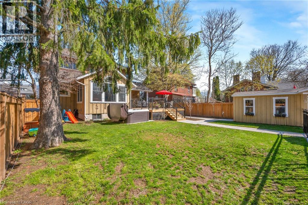 739 COLBORNE Street - 45