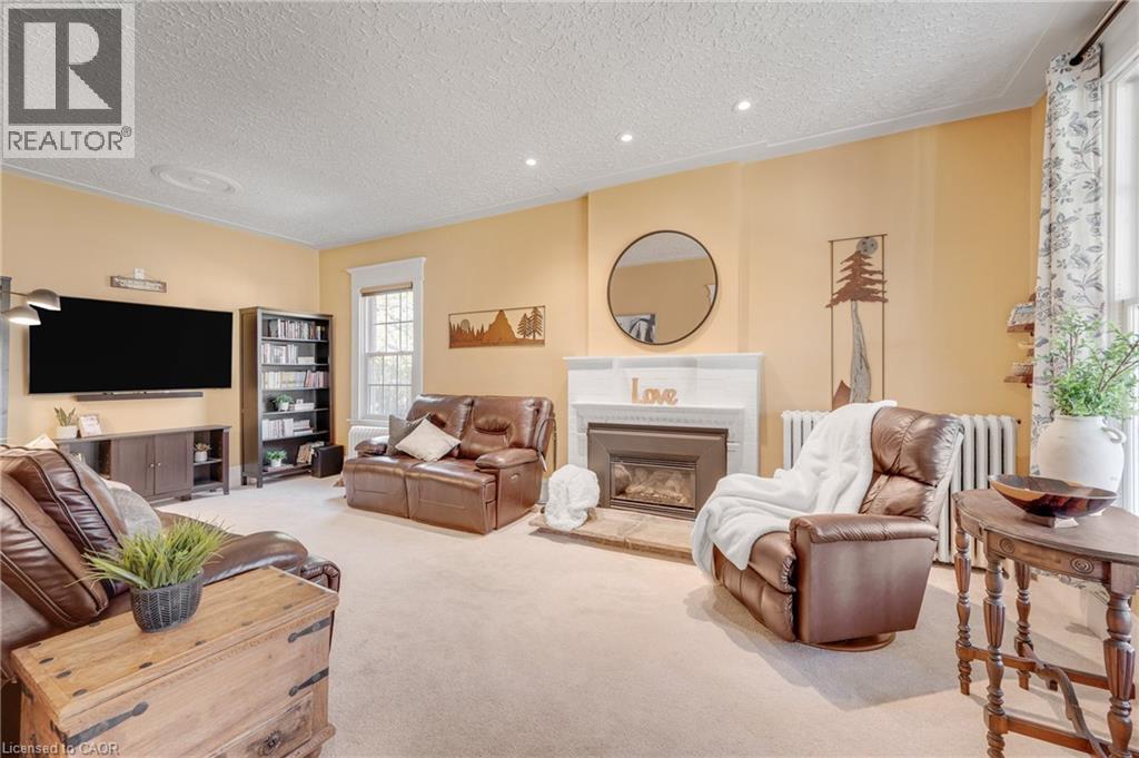 739 COLBORNE Street, Brantford, Ontario, N3S3R9 — Photo 9