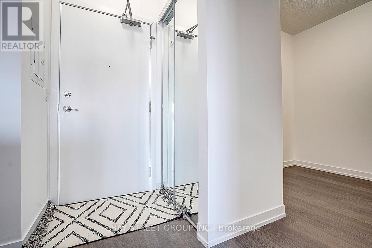 #348 555 WILLIAM GRAHAM DRIVE - 21
