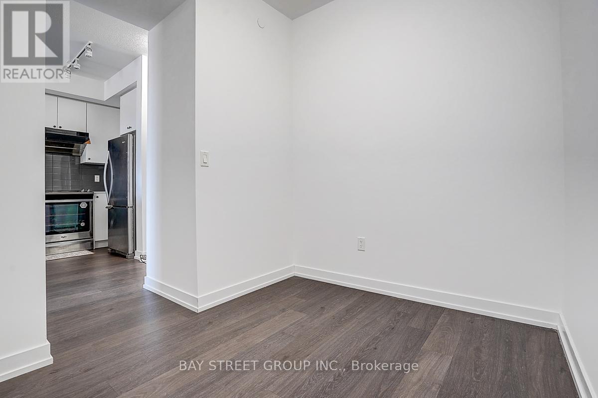 #348 555 WILLIAM GRAHAM DRIVE - 23