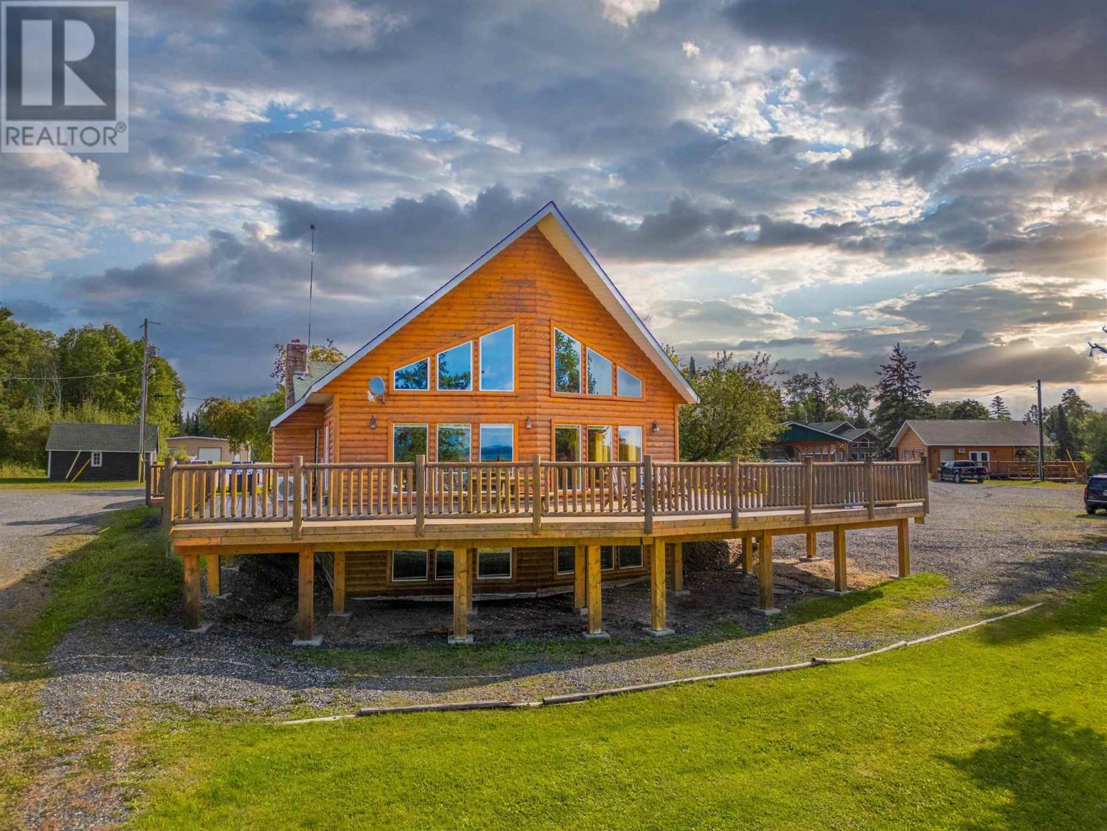 880 Cedar Point Road, Waldof, Ontario, P0V2X0 — Photo 3