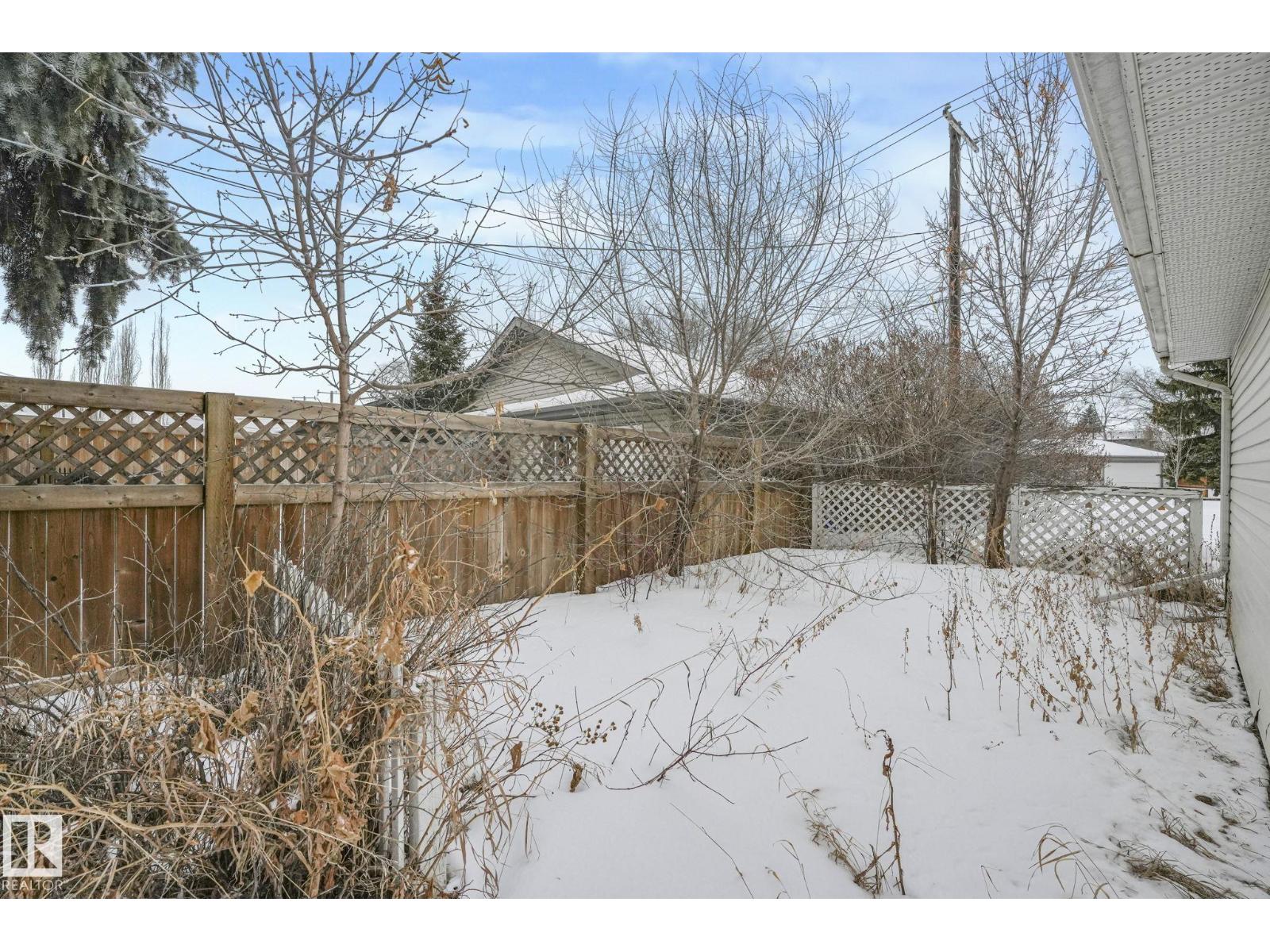 10516 63 AV NW - 6
