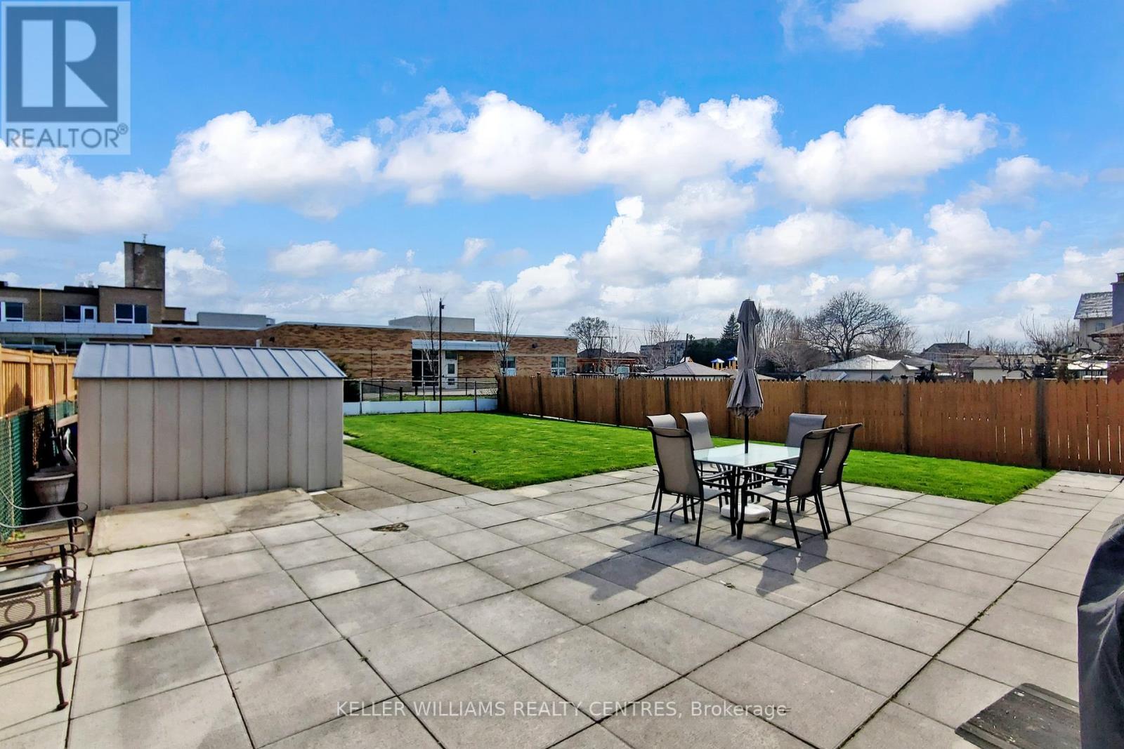 549 RUSTIC ROAD - 31