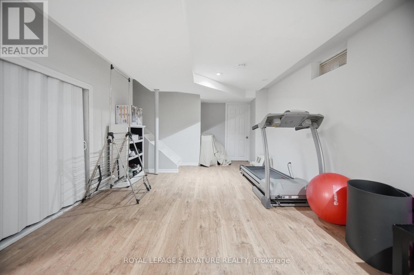 588 ROSSELLINI DRIVE - 27