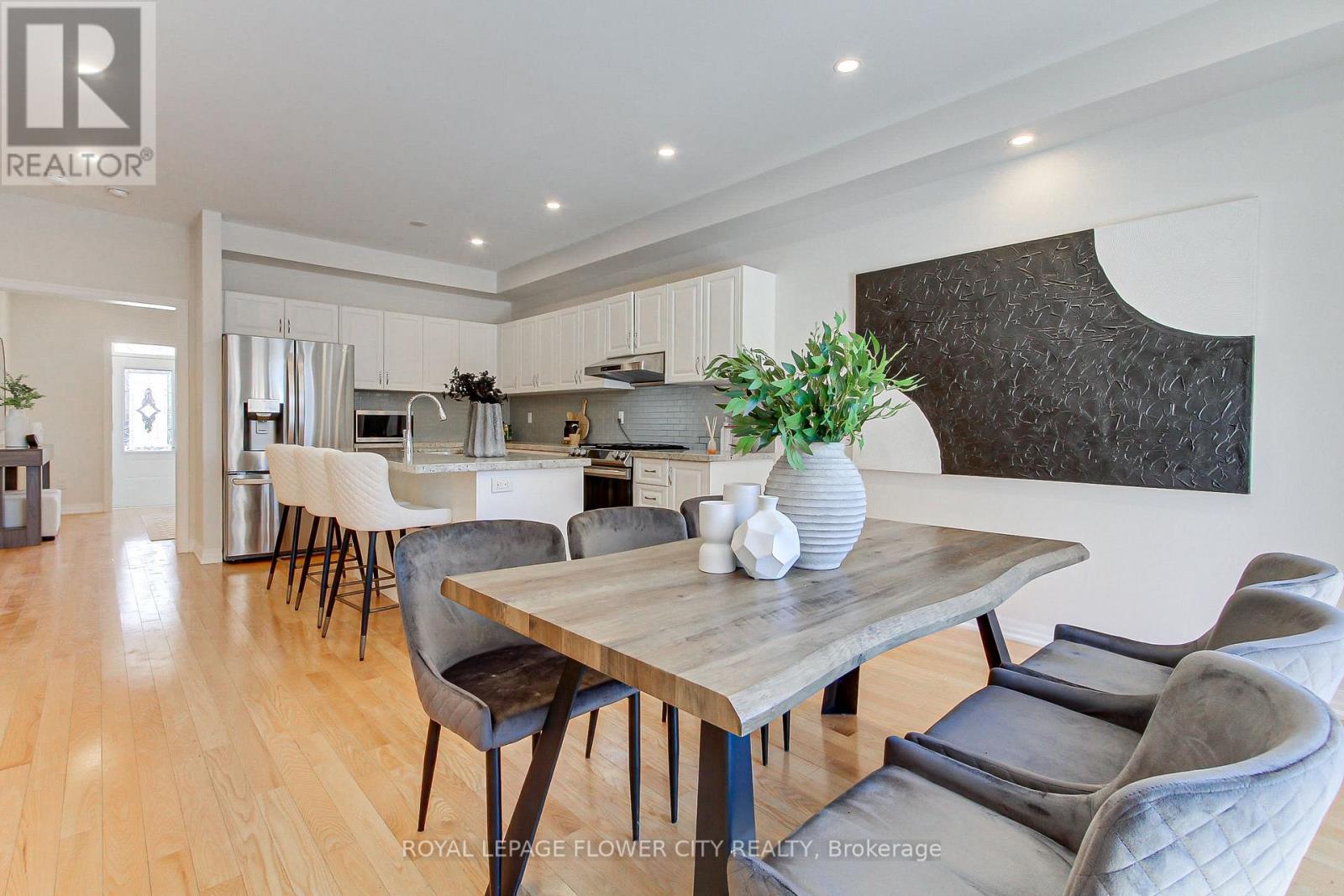 3362 POST ROAD - 14