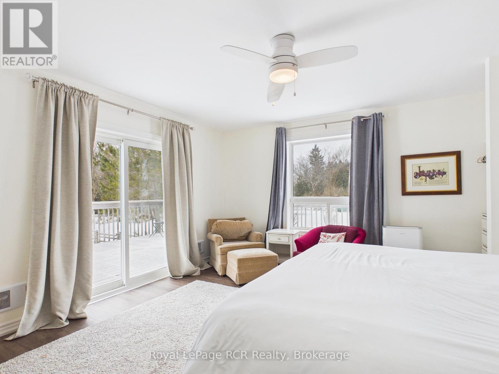 Bedroom #2 (West wing)