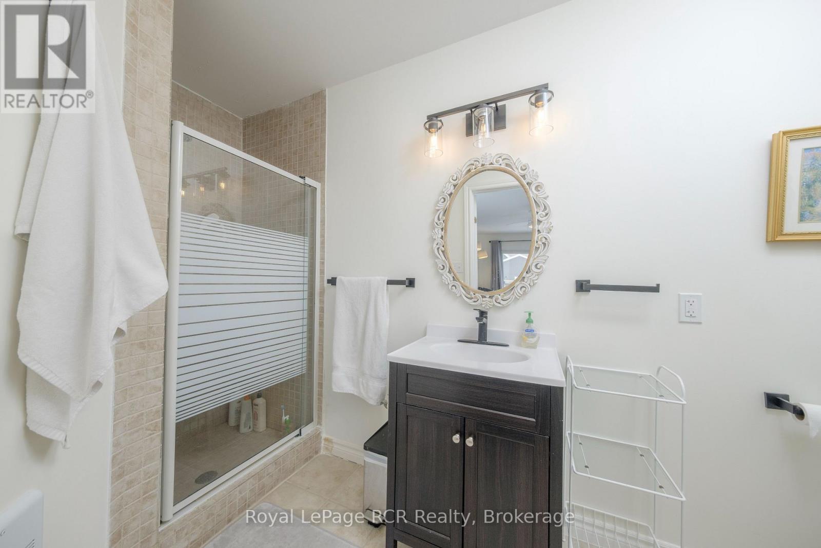 Ensuite in Bedroom #1