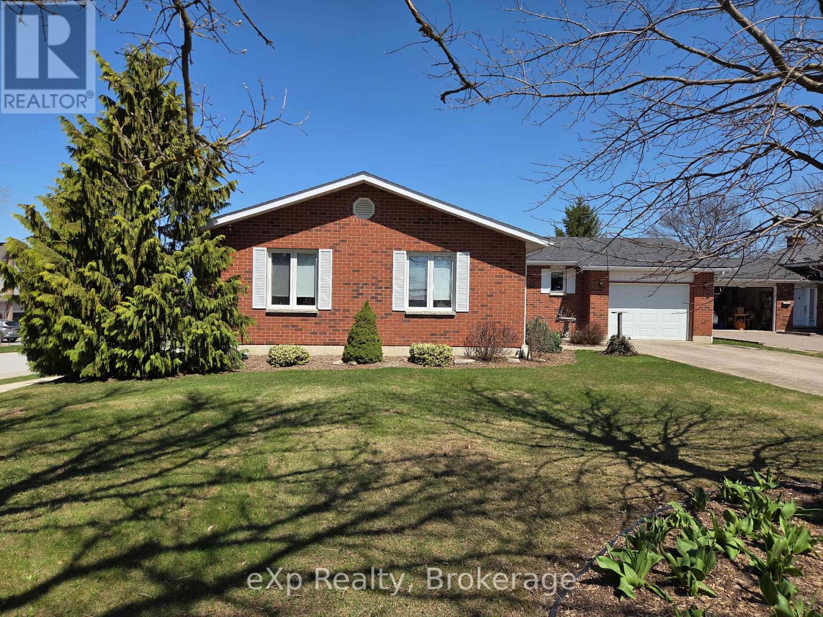 103 MARGARET ELIZABETH AVENUE - 1