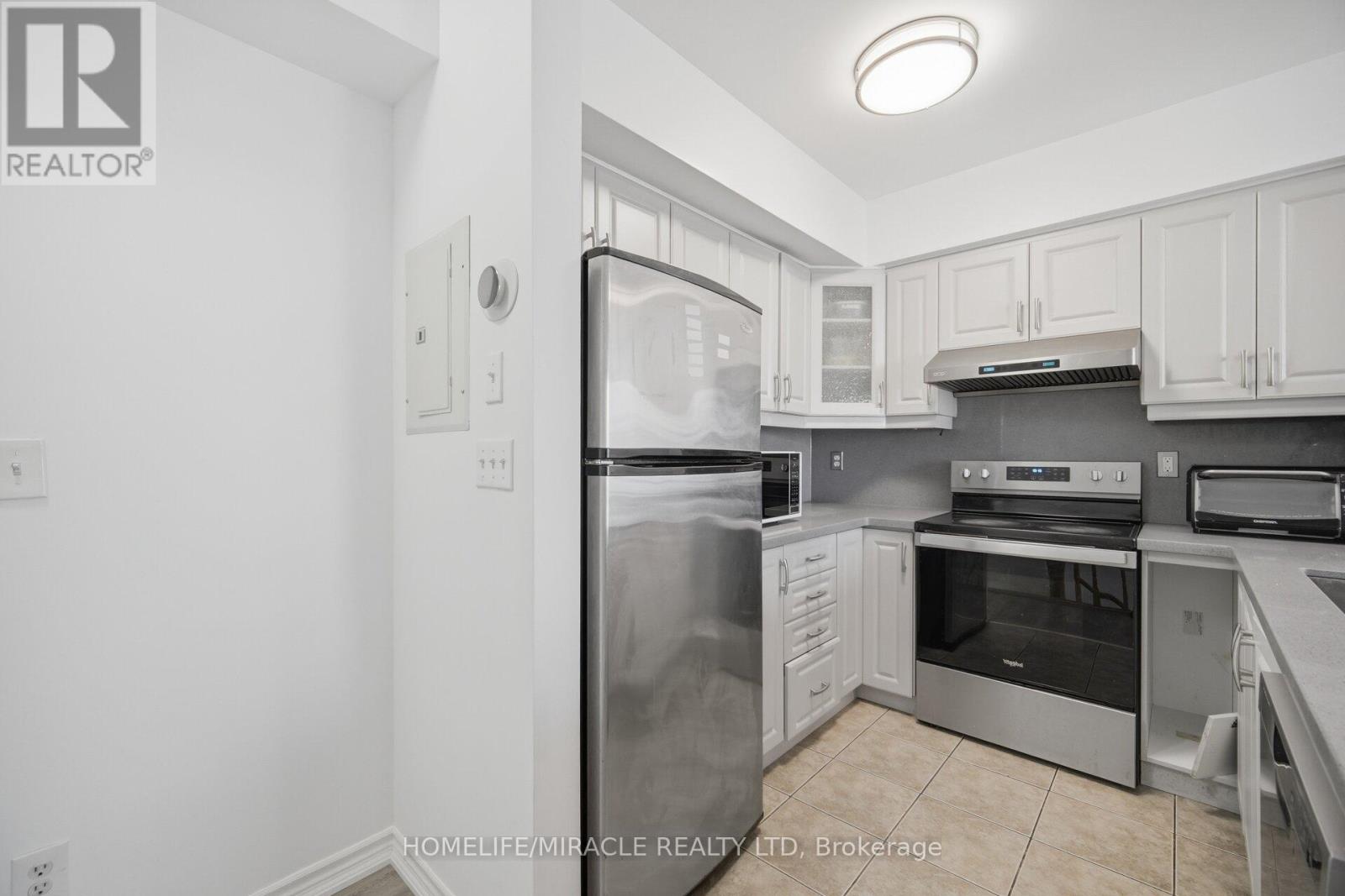 #2002 3049 FINCH AVENUE W - 1