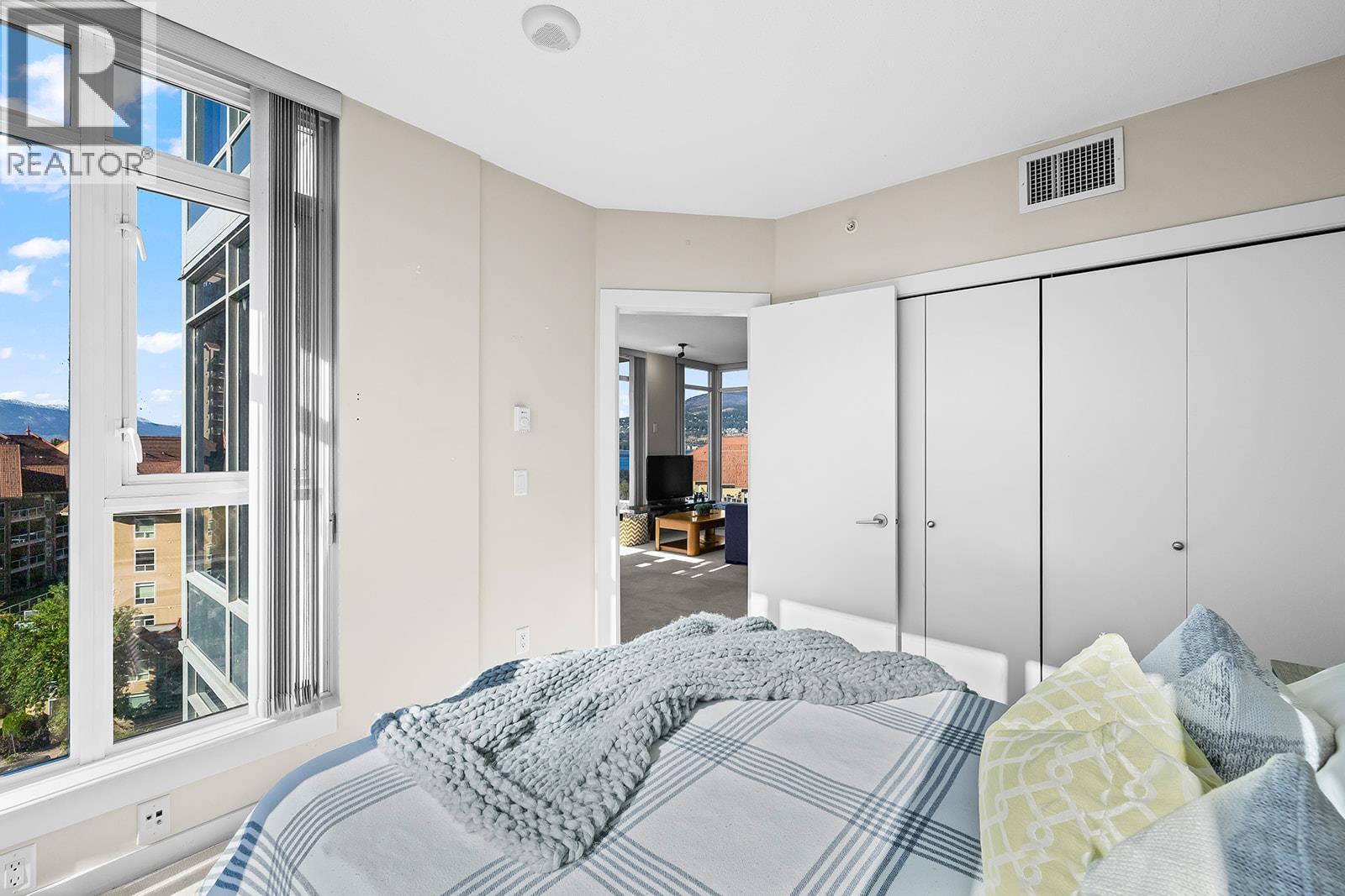 1075 Sunset Drive Unit# 906, Kelowna