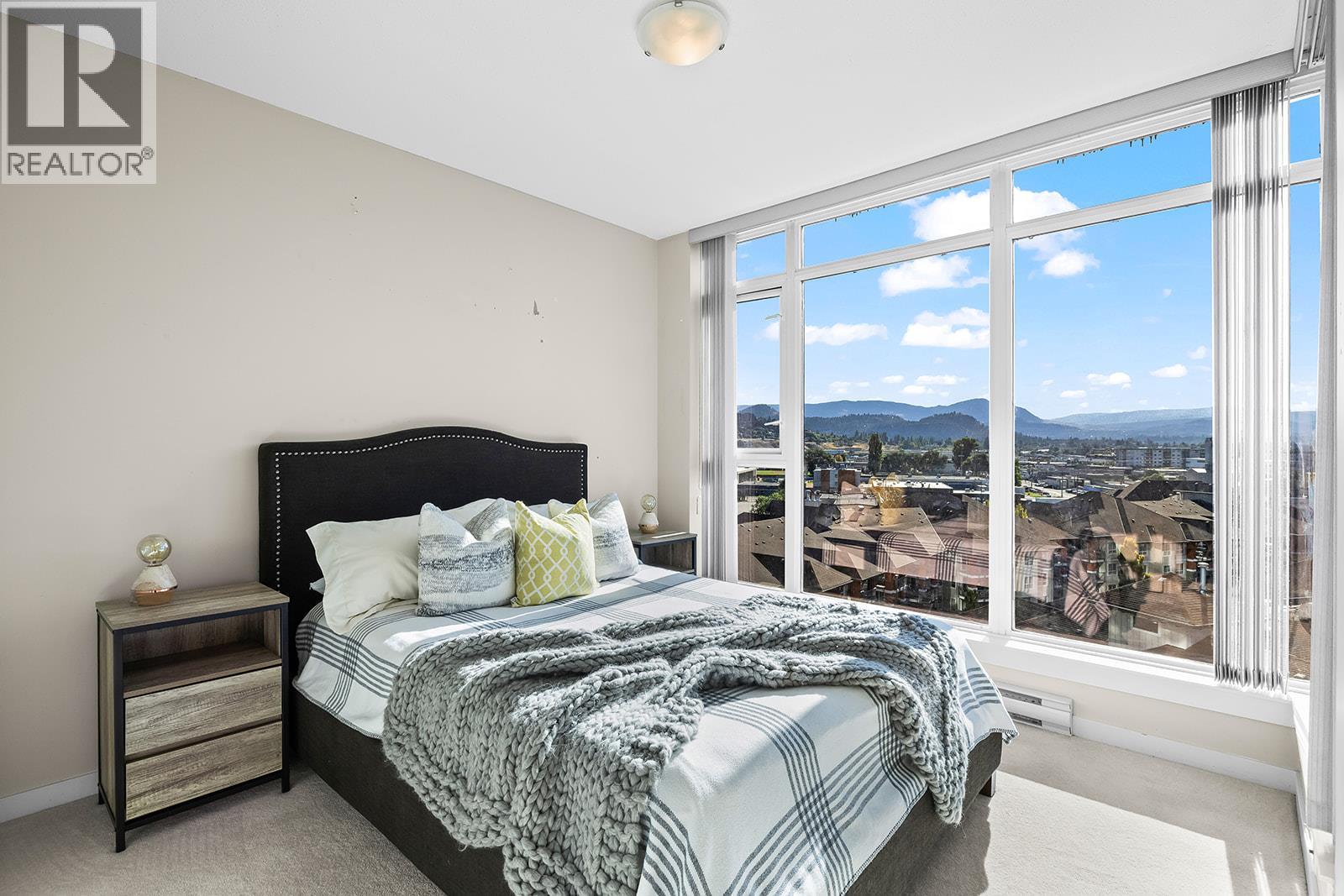1075 Sunset Drive Unit# 906, Kelowna